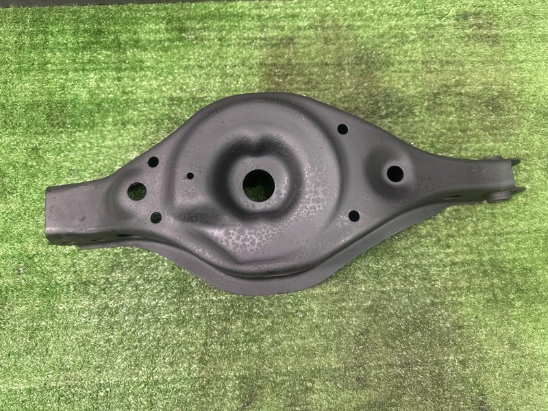 Рычаг подвески нижний Nissan Murano 2008 Z51