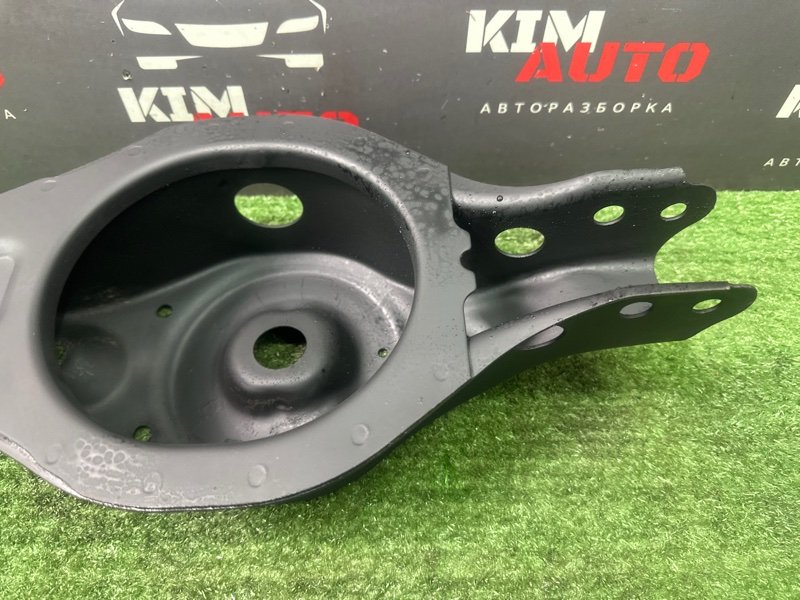 Рычаг подвески нижний Nissan Murano 2008 Z51