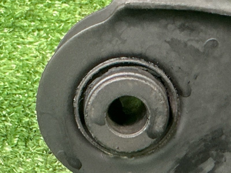 Рычаг подвески нижний Nissan Murano 2008 Z51