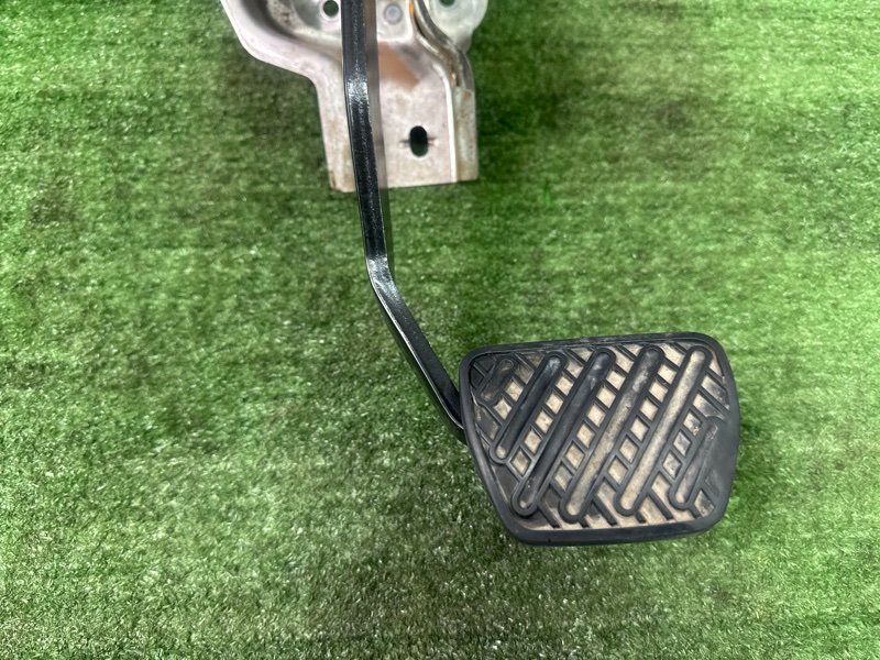 Педаль тормоза АКПП Nissan Murano 2008 Z51