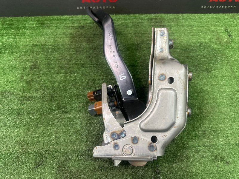Педаль тормоза АКПП Nissan Murano 2008 Z51