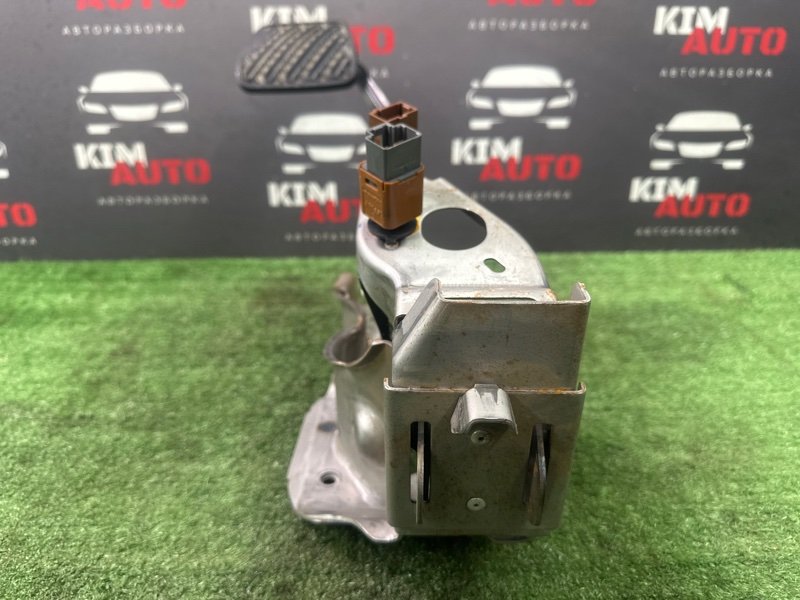 Педаль тормоза АКПП Nissan Murano 2008 Z51