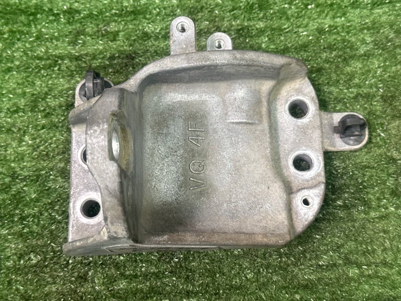 Кронштейн опоры двигателя Nissan Murano 2008 Z51