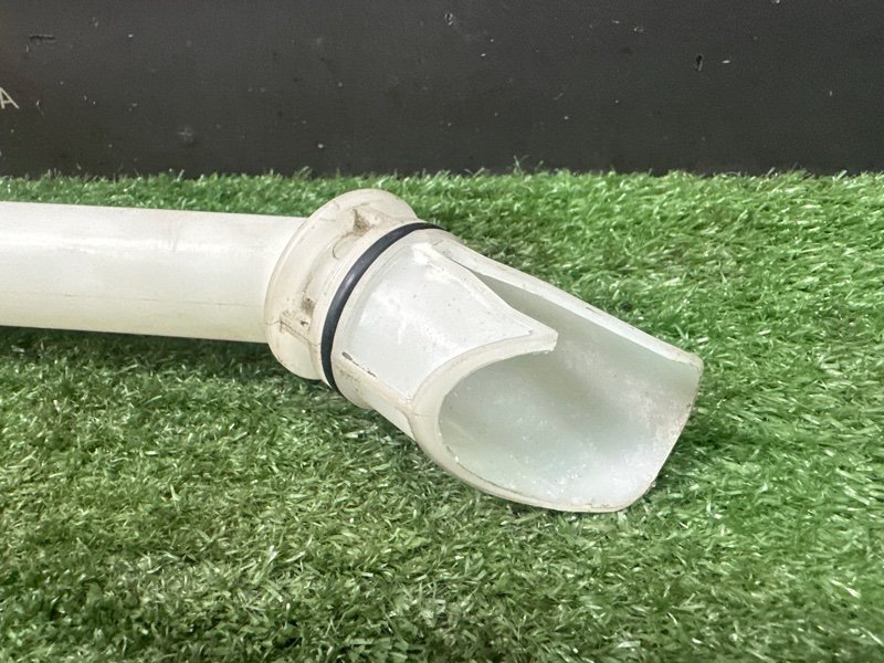 Горловина бачка стеклоомывателя Nissan Murano 2008 Z51