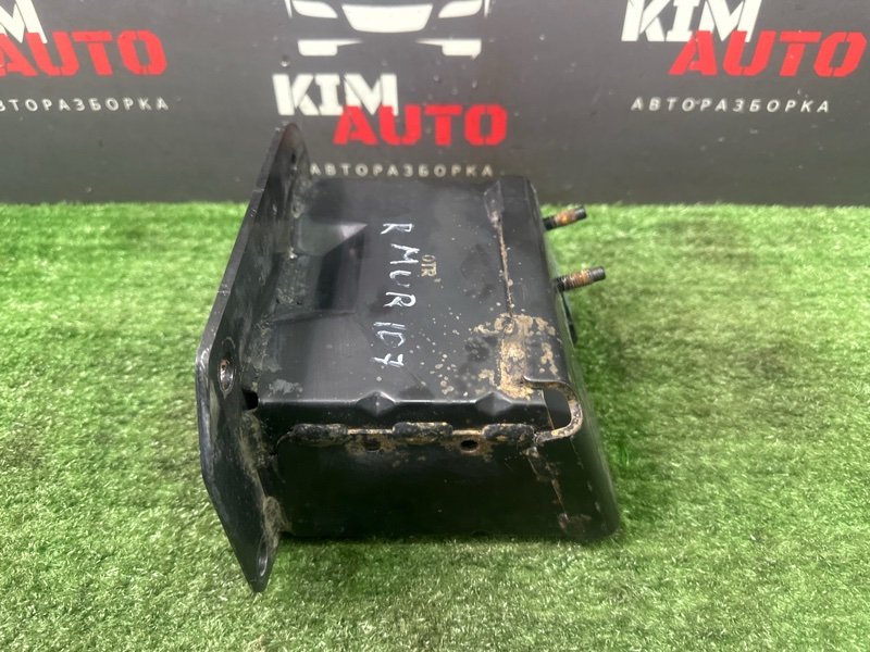 Кронштейн усилителя бампера Nissan Murano 2008 Z51