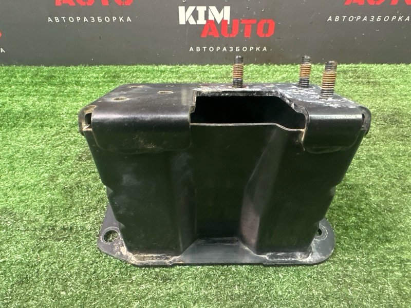 Кронштейн усилителя бампера Nissan Murano 2008 Z51