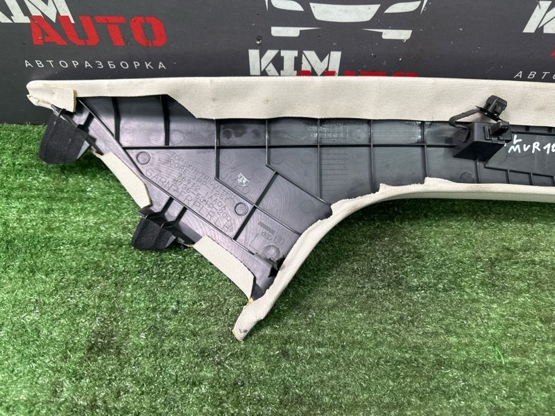 Накладка стойки лобового стекла Nissan Murano 2008 Z51