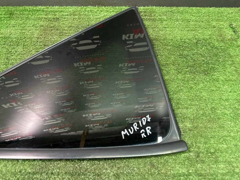 Стекло глухое заднее Nissan Murano 2008 Z51