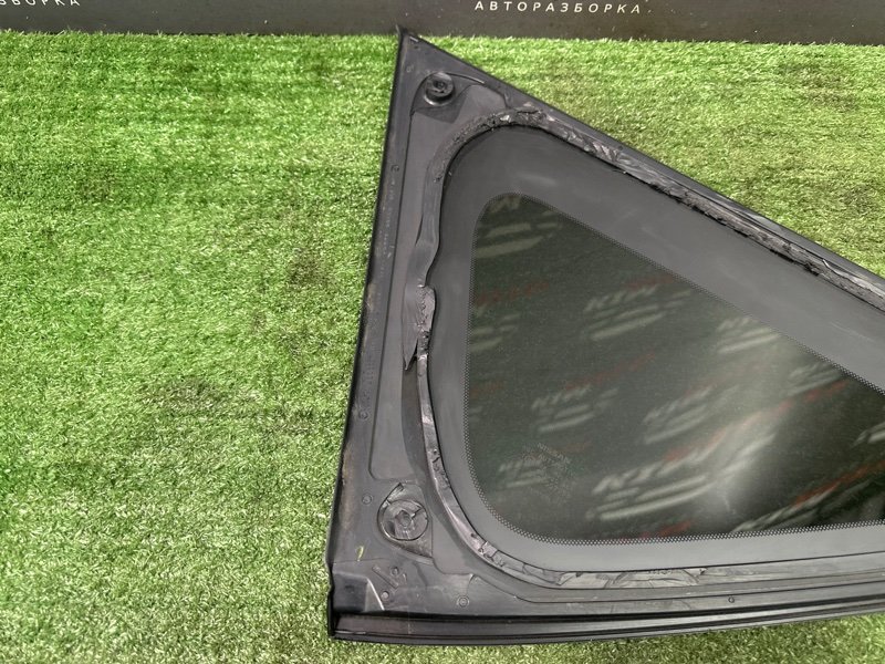 Стекло глухое заднее Nissan Murano 2008 Z51