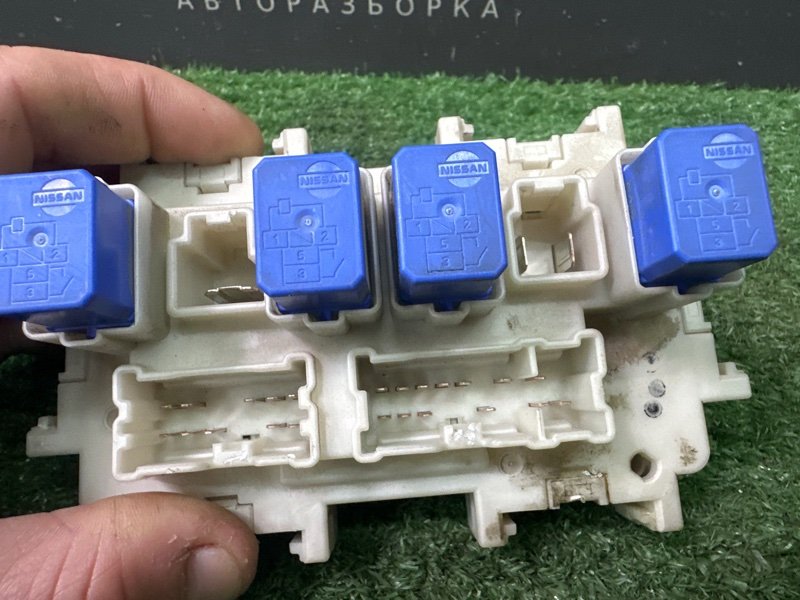 Блок предохранителей салонный Nissan Murano 2008 Z51