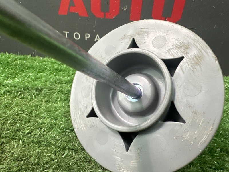 Болт крепления запасного колеса Nissan Murano 2008 Z51