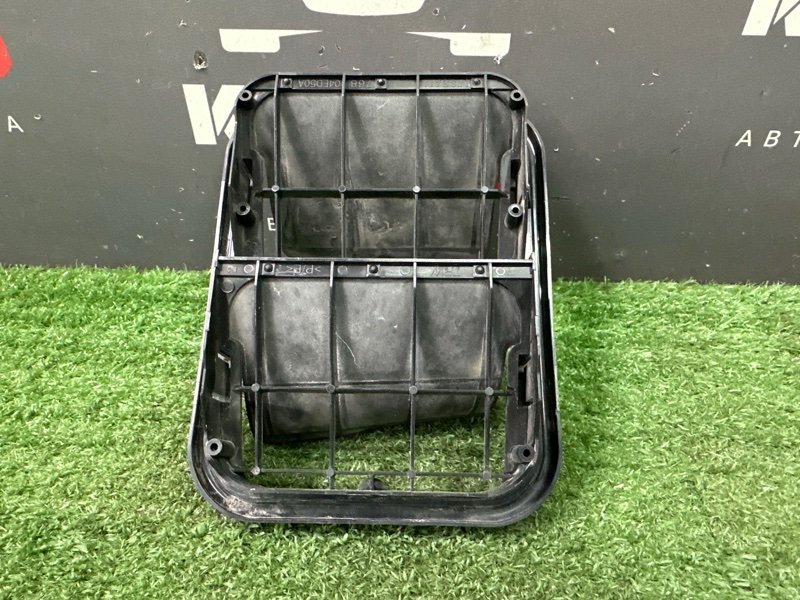 Решетка вентиляционная Nissan Murano 2008 Z51