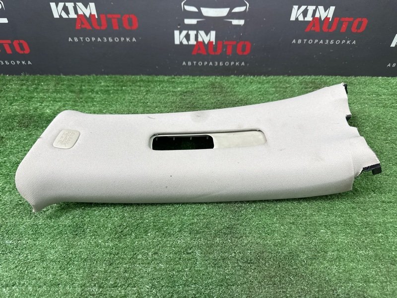 Накладка центральной стойки верхняя Nissan Murano 2008 Z51