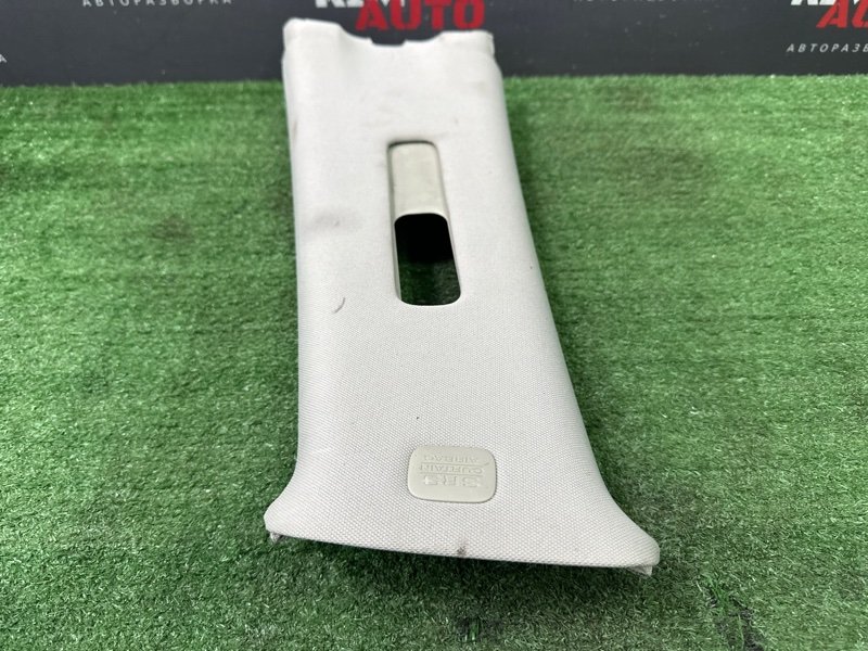 Накладка центральной стойки верхняя Nissan Murano 2008 Z51