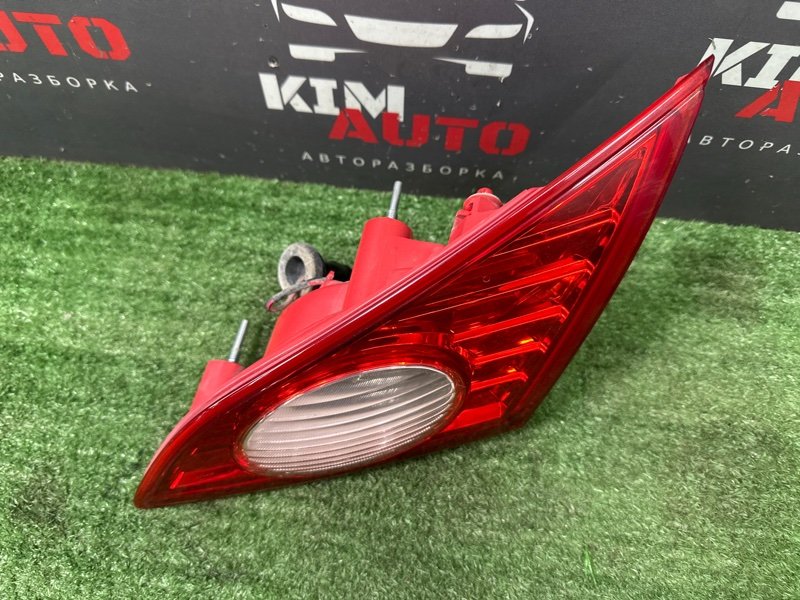 Фонарь в крышку багажника Nissan Murano 2008 Z51