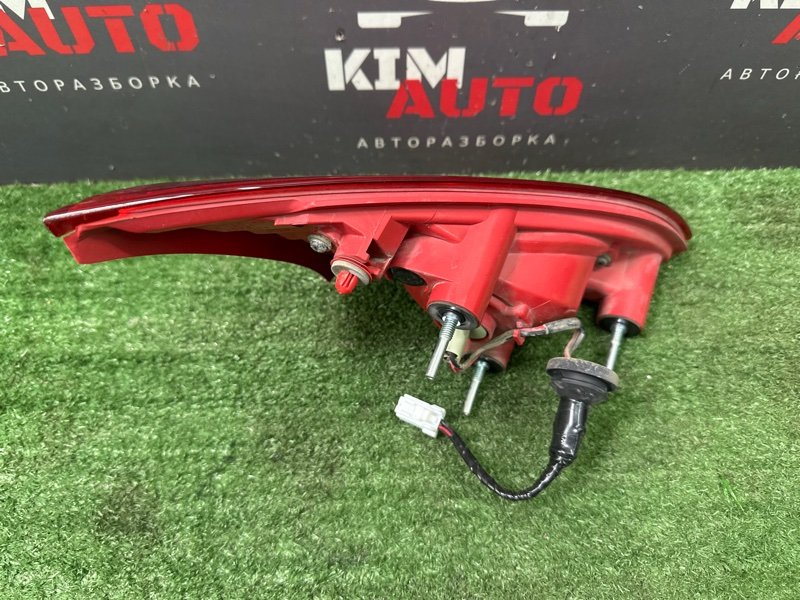 Фонарь в крышку багажника Nissan Murano 2008 Z51