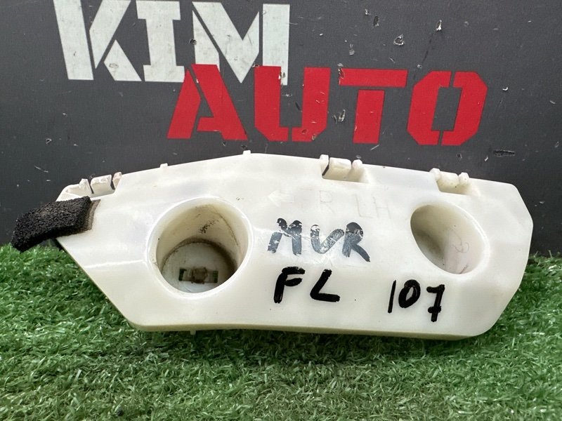 Кронштейн бампера Nissan Murano 2008 Z51