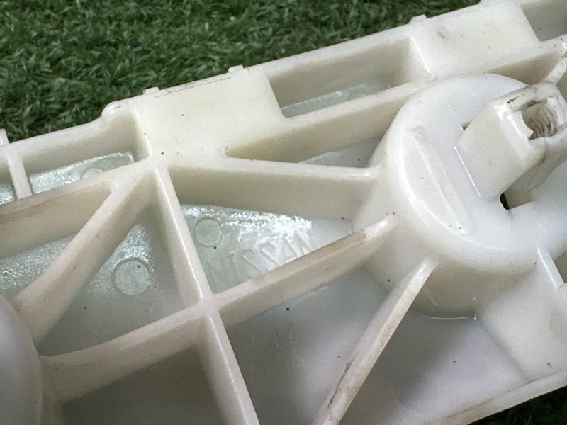 Кронштейн бампера Nissan Murano 2008 Z51