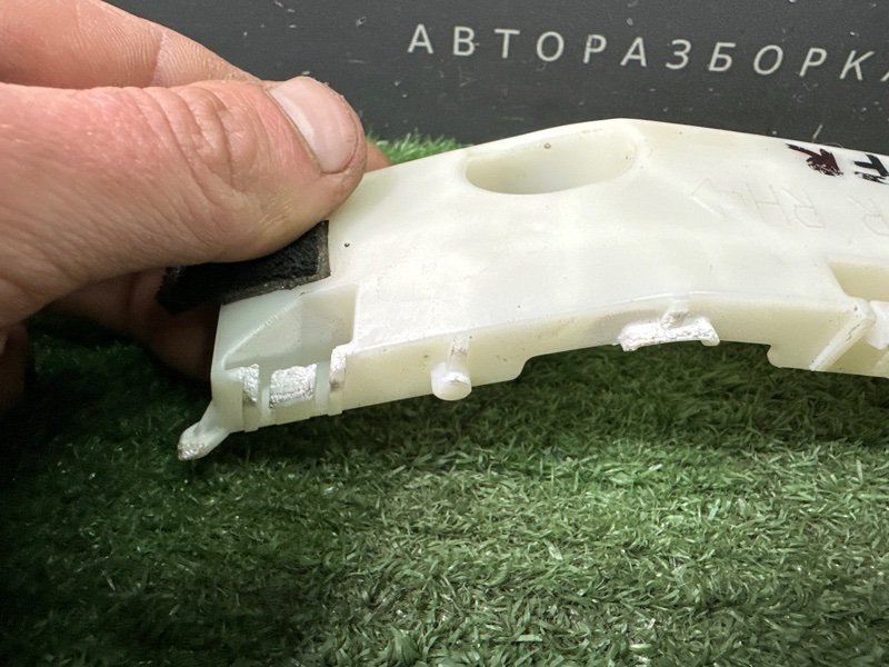 Кронштейн бампера Nissan Murano 2008 Z51