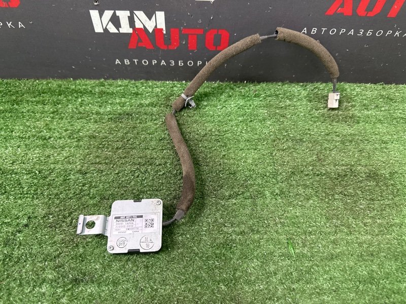 Антенна Nissan Murano 2008 Z51