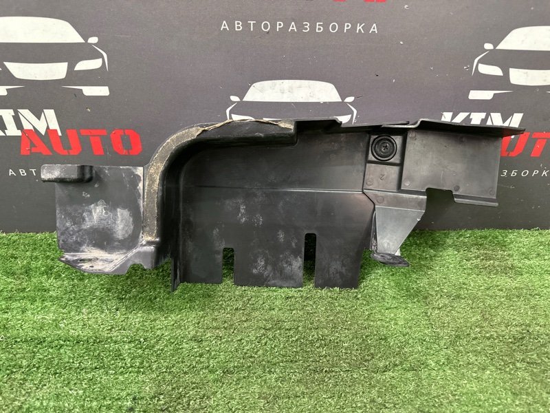 Дефлектор радиатора Nissan Murano 2008 Z51