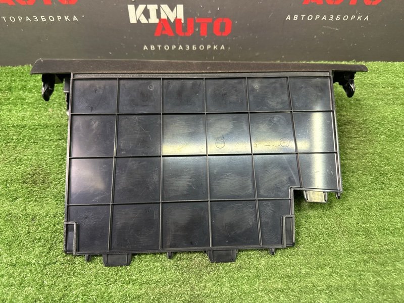 Накладка бардачка Nissan Murano 2008 Z51