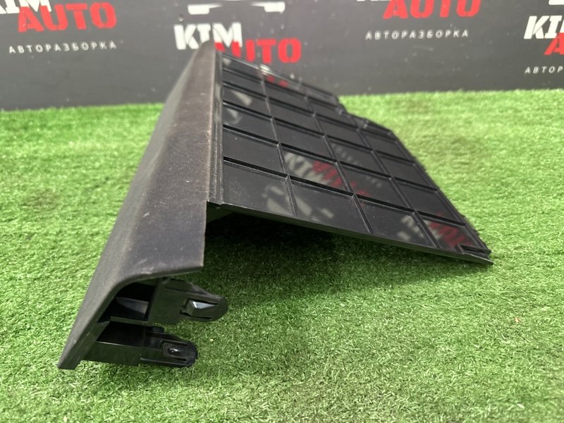 Накладка бардачка Nissan Murano 2008 Z51