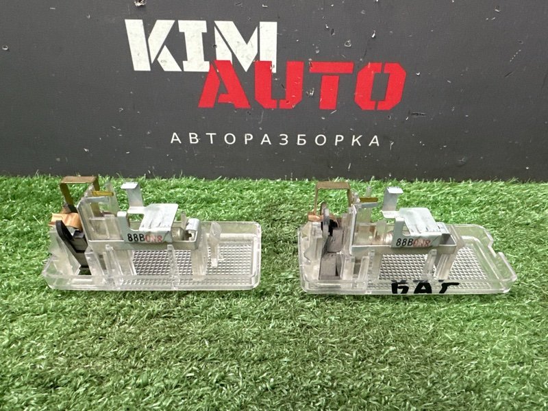 Плафон подсветки багажника Nissan Murano 2008 Z51