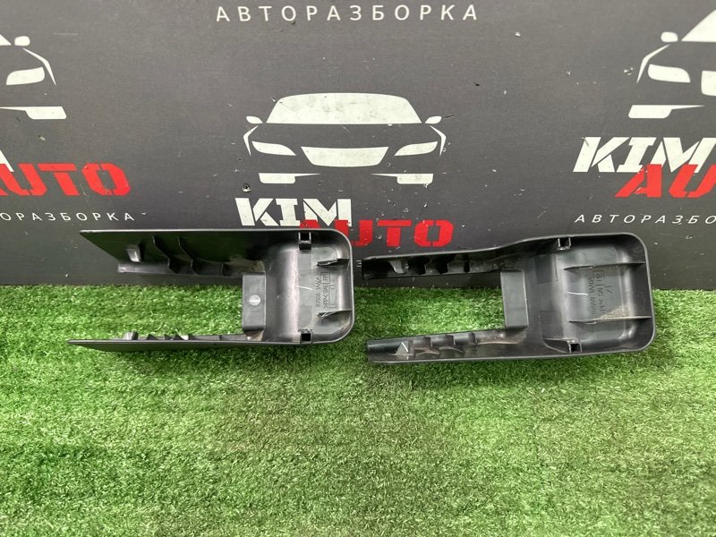 Крышка салазок сидений Nissan Murano 2008 Z51