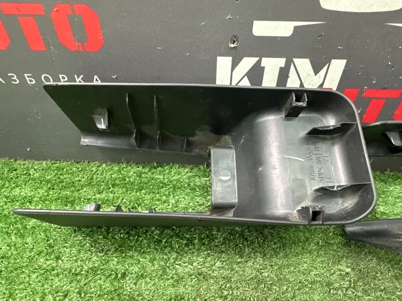 Крышка салазок сидений Nissan Murano 2008 Z51