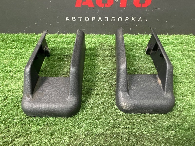 Крышка салазок сидений Nissan Murano 2008 Z51