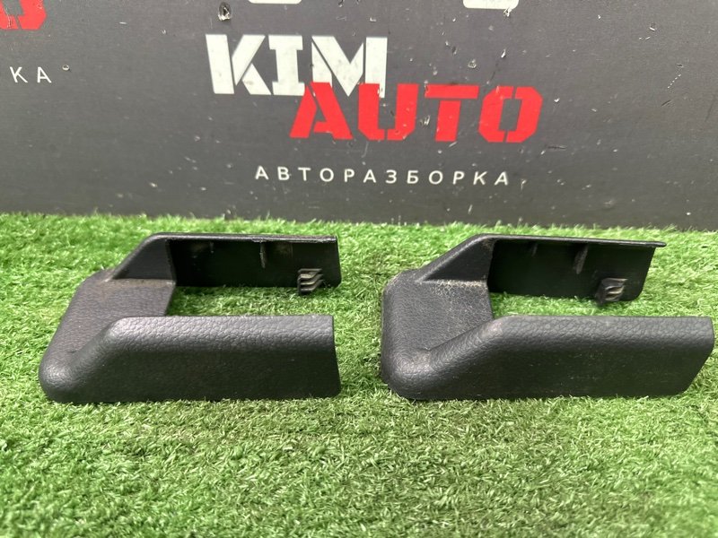 Крышка салазок сидений Nissan Murano 2008 Z51