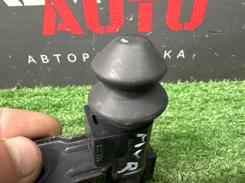 Концевик капота Nissan Murano 2008 Z51