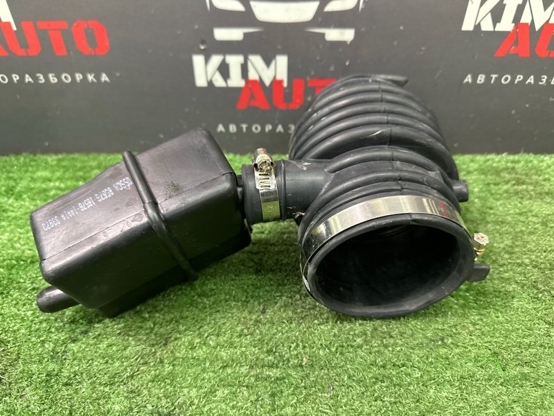 Патрубок воздушного фильтра с резонатором Nissan Murano 2008 Z51