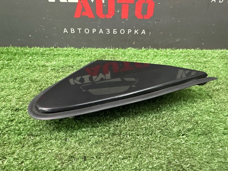 Накладка крыла треугольник Nissan Murano 2008 Z51