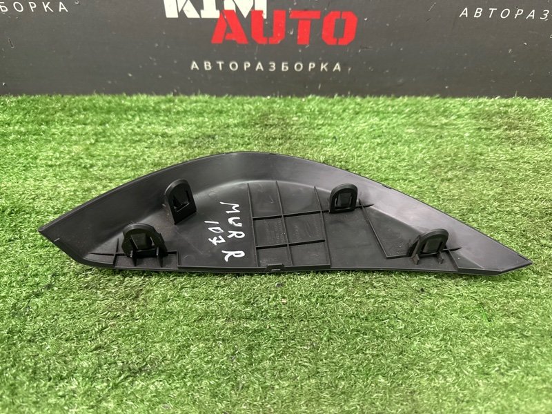 Накладка торпедо боковая Nissan Murano 2008 Z51
