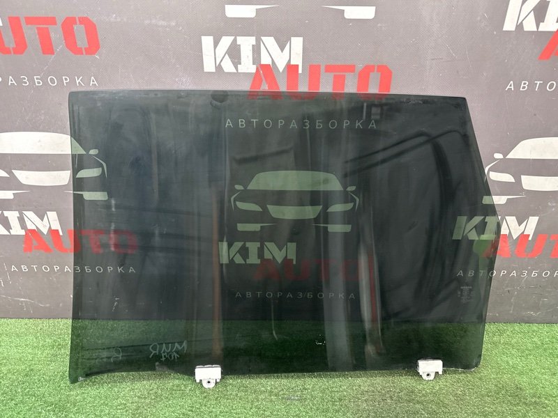 Стекло двери Nissan Murano 2008 Z51