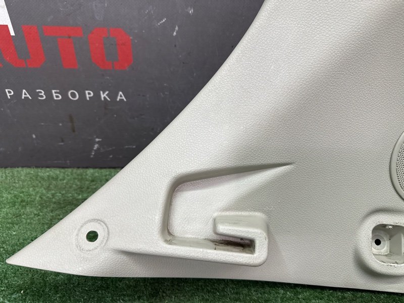 Накладка стойки кузова Nissan Murano 2008 Z51