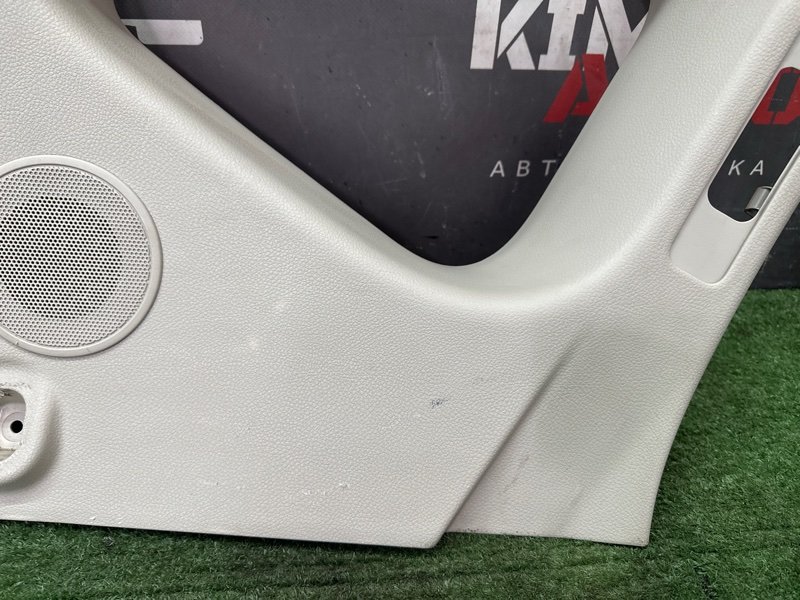 Накладка стойки кузова Nissan Murano 2008 Z51