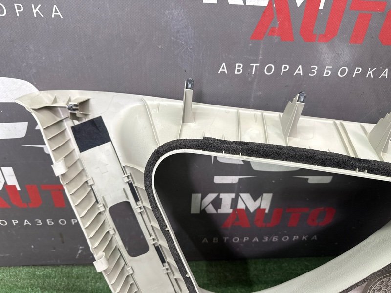 Накладка стойки кузова Nissan Murano 2008 Z51