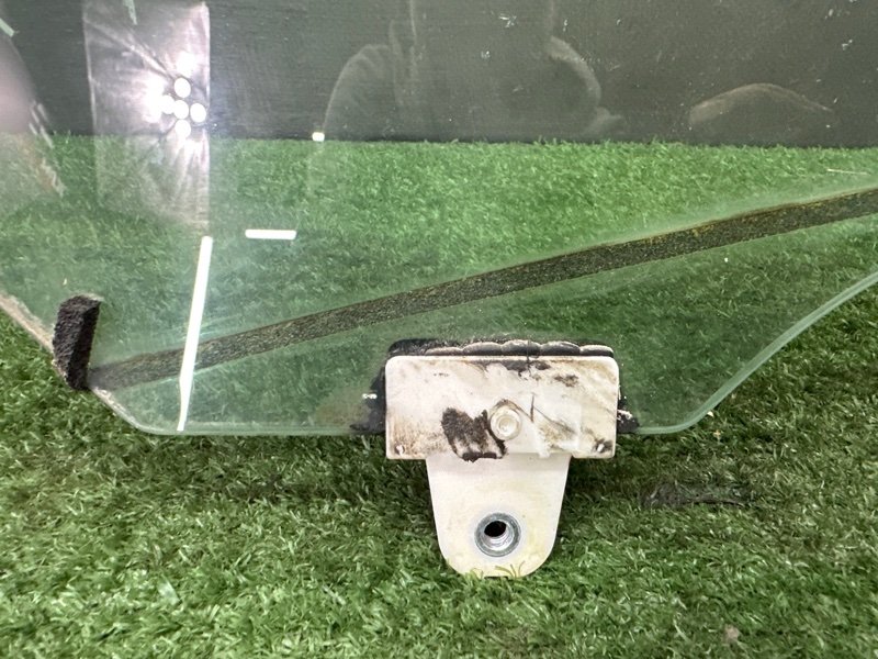 Стекло двери Nissan Murano 2008 Z51