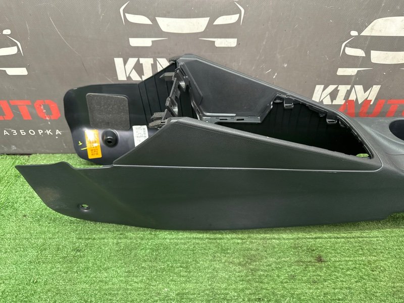 Консоль центральная Hyundai Solaris 2 2021 HCR