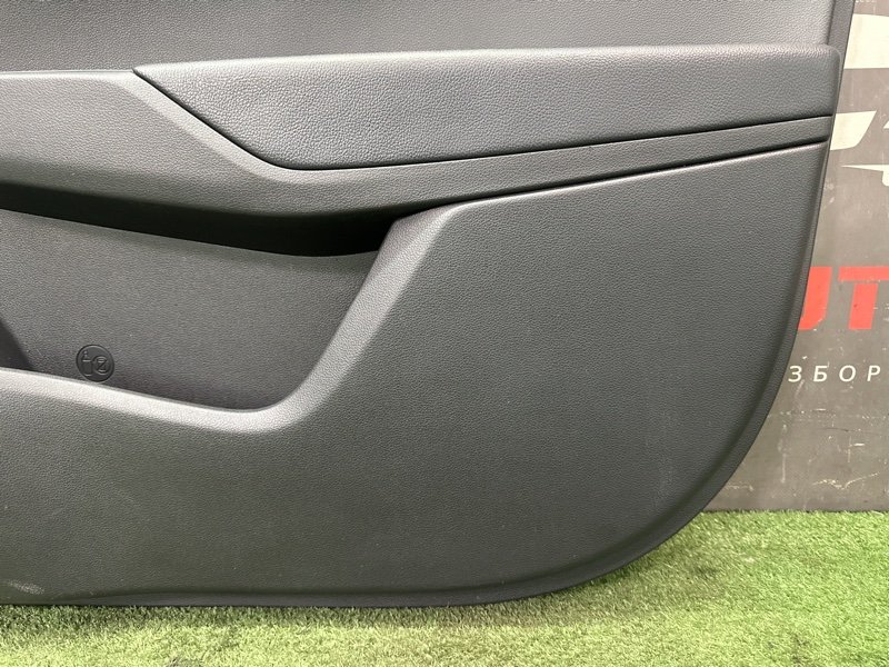 Обшивка двери Hyundai Solaris 2 2021 HCR