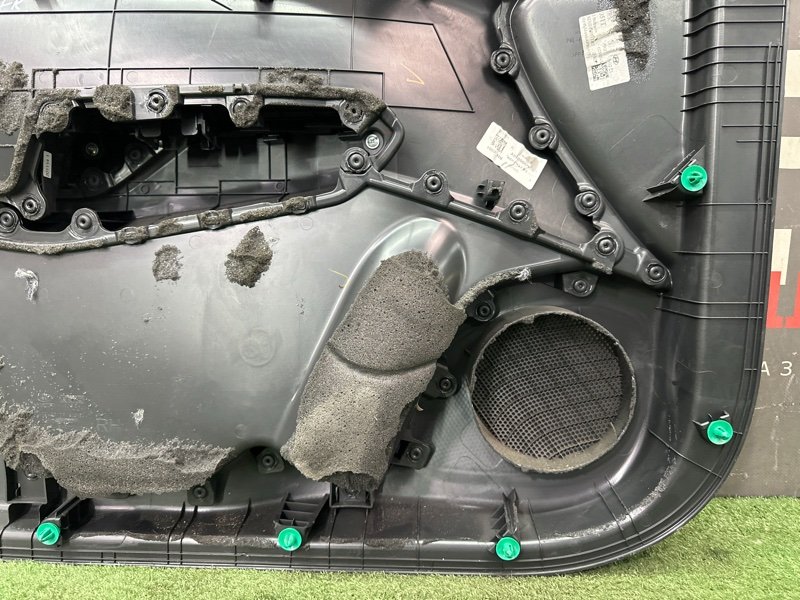 Обшивка двери Hyundai Solaris 2 2021 HCR