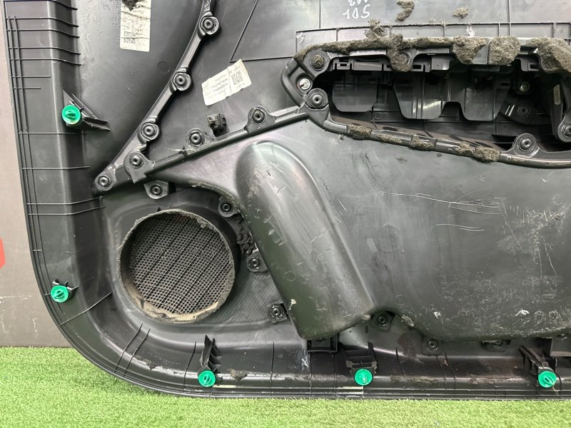 Обшивка двери Hyundai Solaris 2 2021 HCR