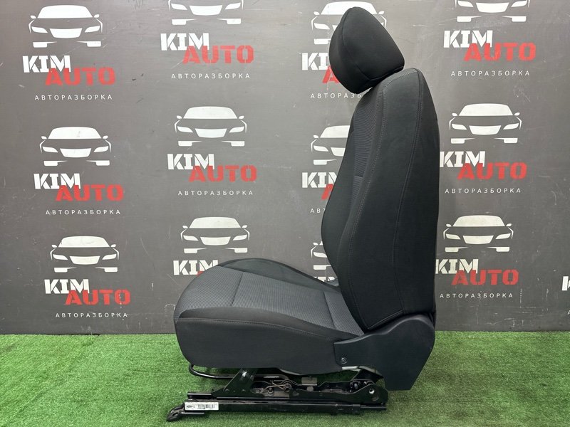 Сиденья передние комплект Hyundai Solaris 2 2021 HCR