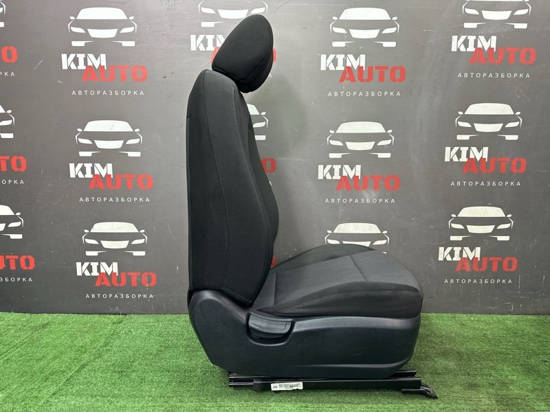 Сиденья передние комплект Hyundai Solaris 2 2021 HCR