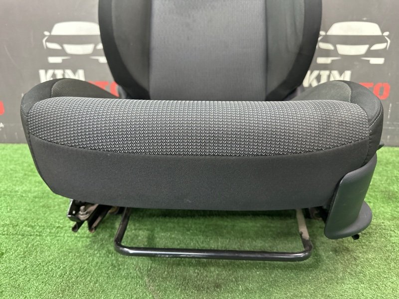 Сиденья передние комплект Hyundai Solaris 2 2021 HCR