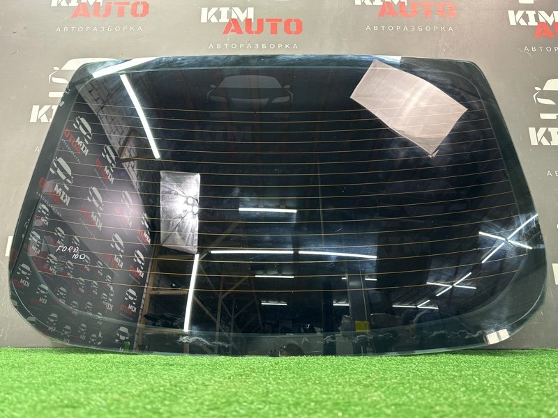 Стекло заднее с обогревом Ford focus 3 2012 CB8