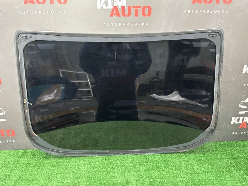 Стекло заднее с обогревом Ford focus 3 2012 CB8